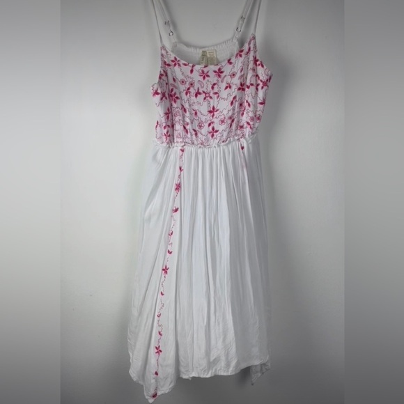 Japna Dresses & Skirts - Japna White Mini Dress with Pink Embroidery Size Medium